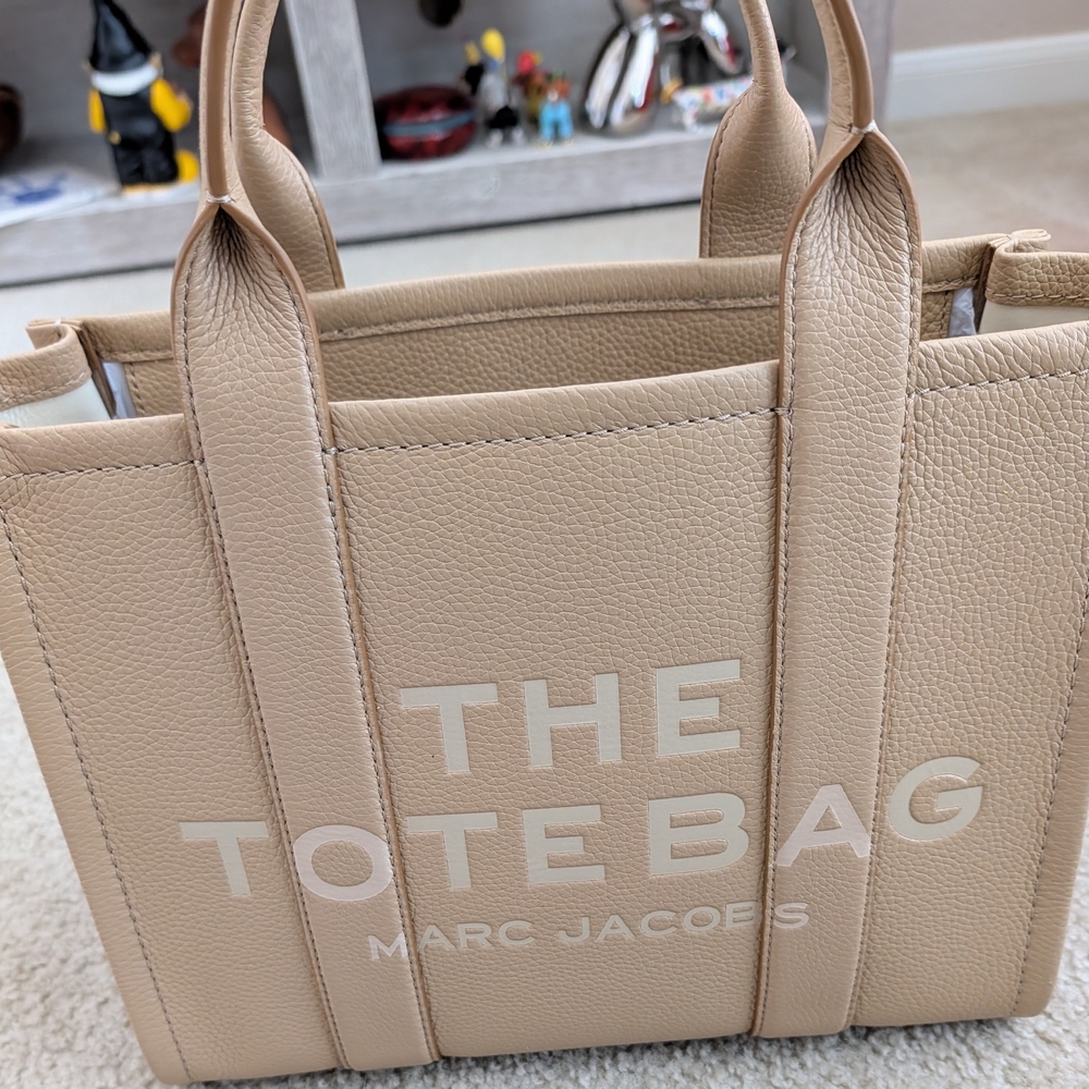 Marc Jacobs Beige Tote Bag